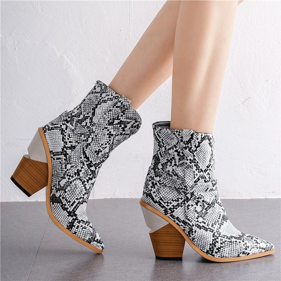 New Autumn Winter Snake Printed Women Thick high heels Boots